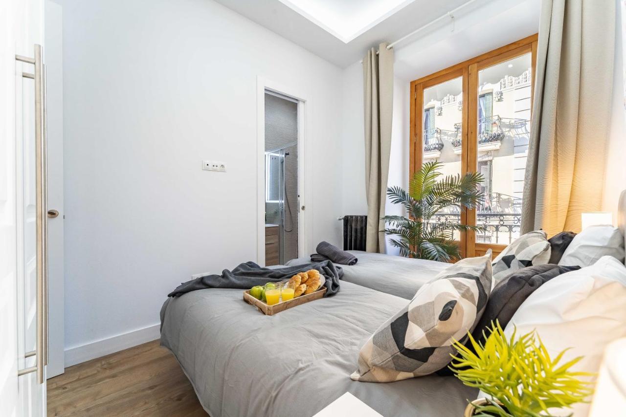 Exclusive Luxury Apartment In Central Madrid Kültér fotó