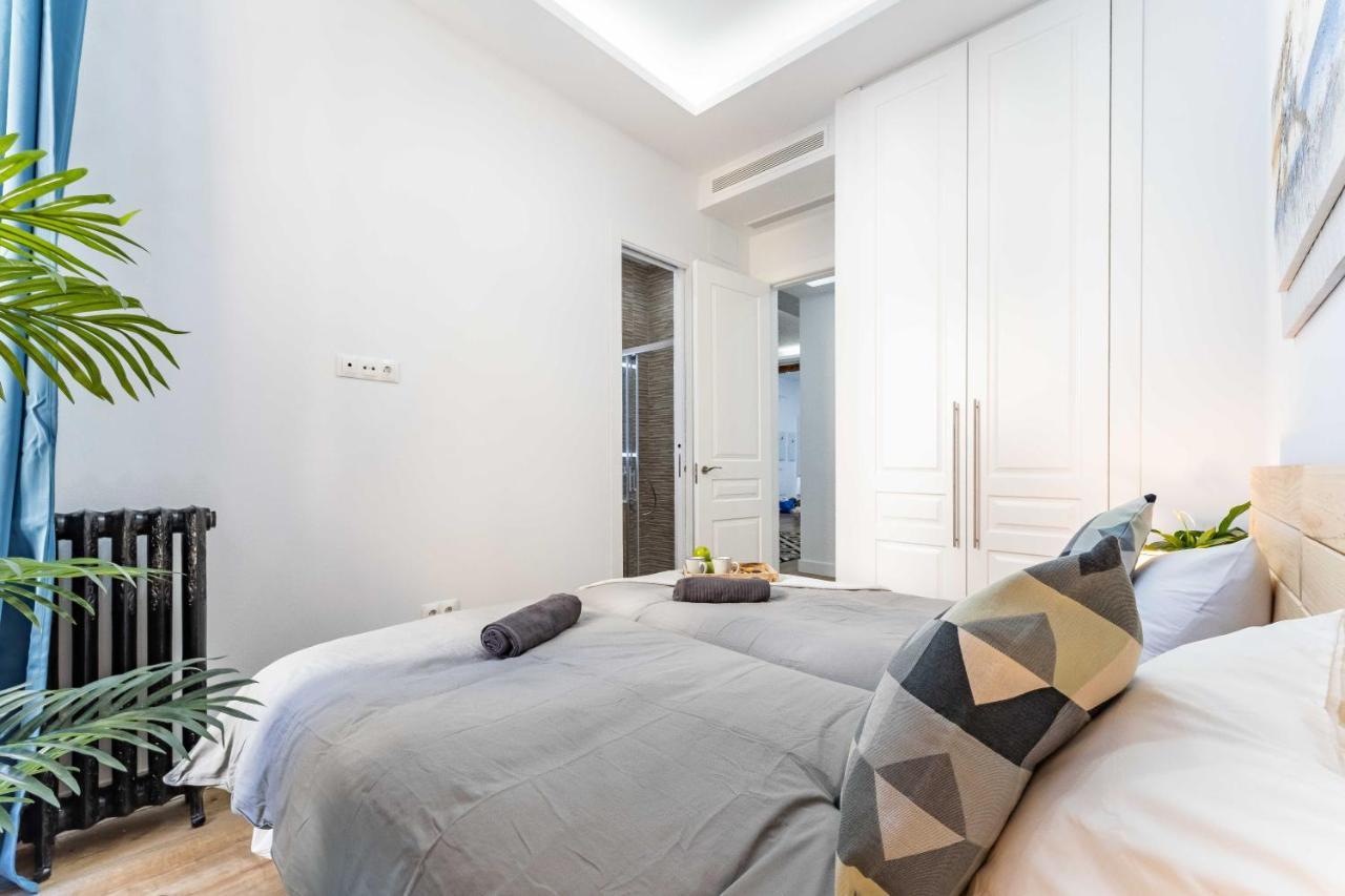 Exclusive Luxury Apartment In Central Madrid Kültér fotó